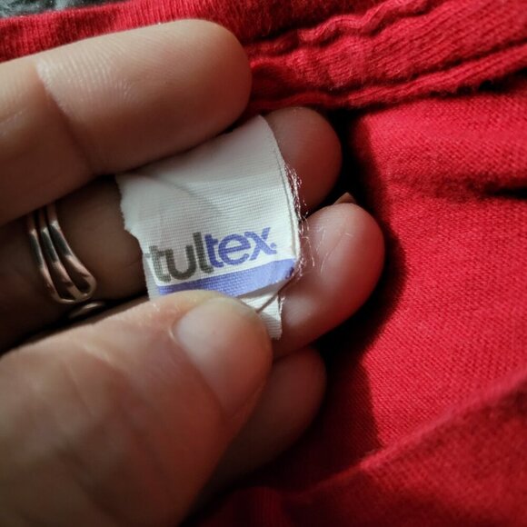 The Band RED Pretty in Red T Shirt Sz M - Picture 2 of 3